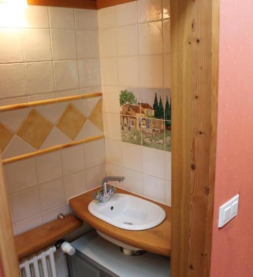 자쿠지 스위트, Une Suite à La Campagne