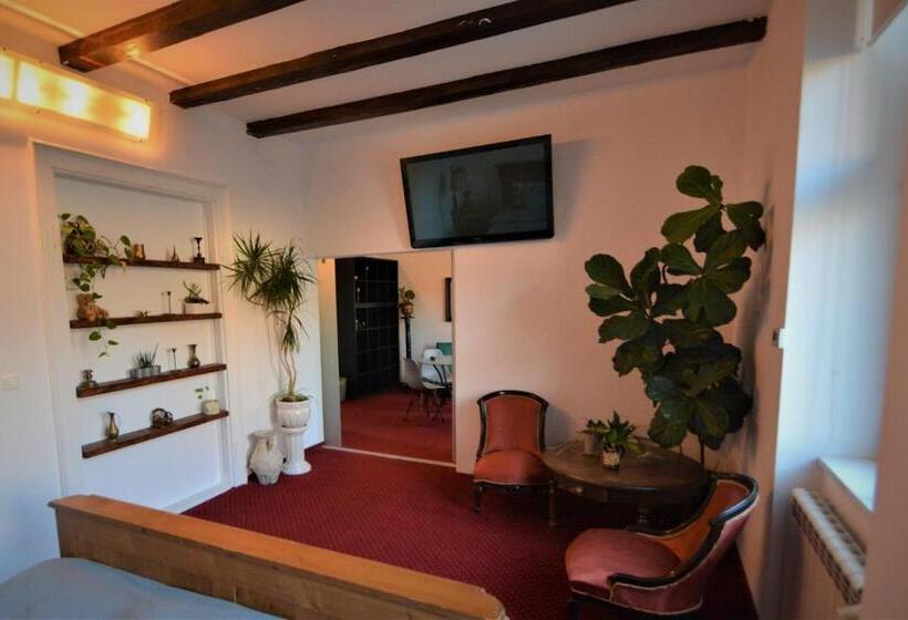 Апартаменты 1 Спальня, Casa Ado