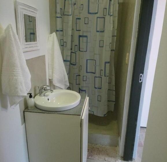 エコノミールーム, Asher Stable Stay