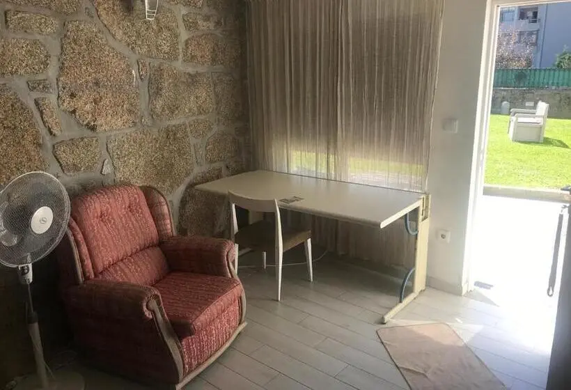 コンフォートトリプルルーム, Casa Das Pombas