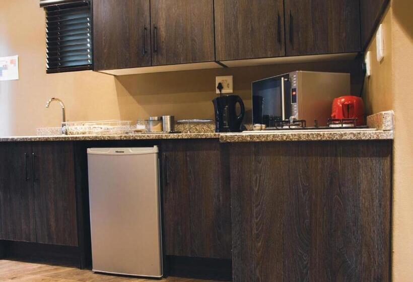 デラックスファミリールーム, Palm Inn Guesthouse