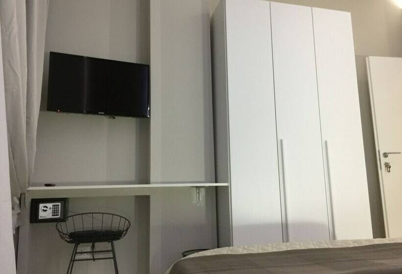 デラックスルーム, Turin Central Rooms