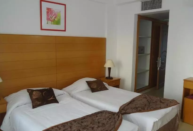 سوییت, Ada Beach Hotel