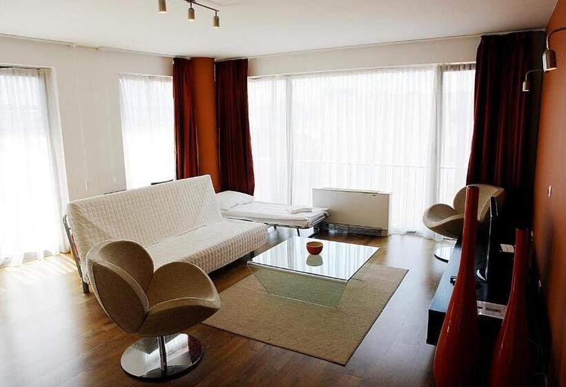 Апартаменты 1 Спальня, City Gardens Hotel & Wellness