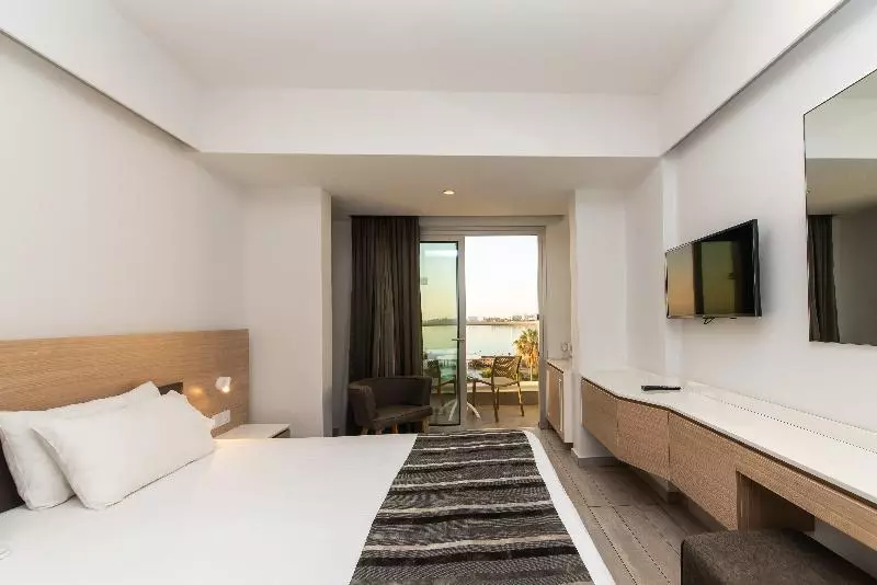 Standardzimmer mit Meerblick, Evalena Beach