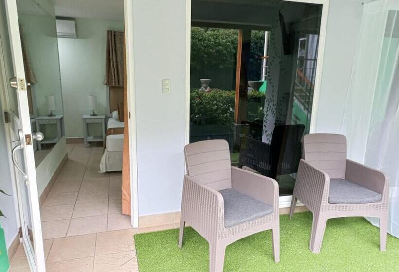 标准三人间, Bellavista Suites By Villas Verdes Samara Beach