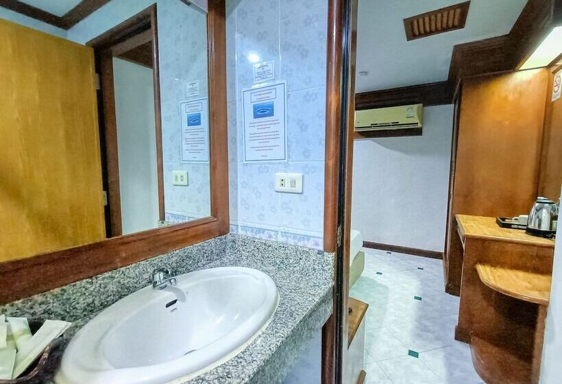 발코니 디럭스 룸, Black Pearl Patong Beach