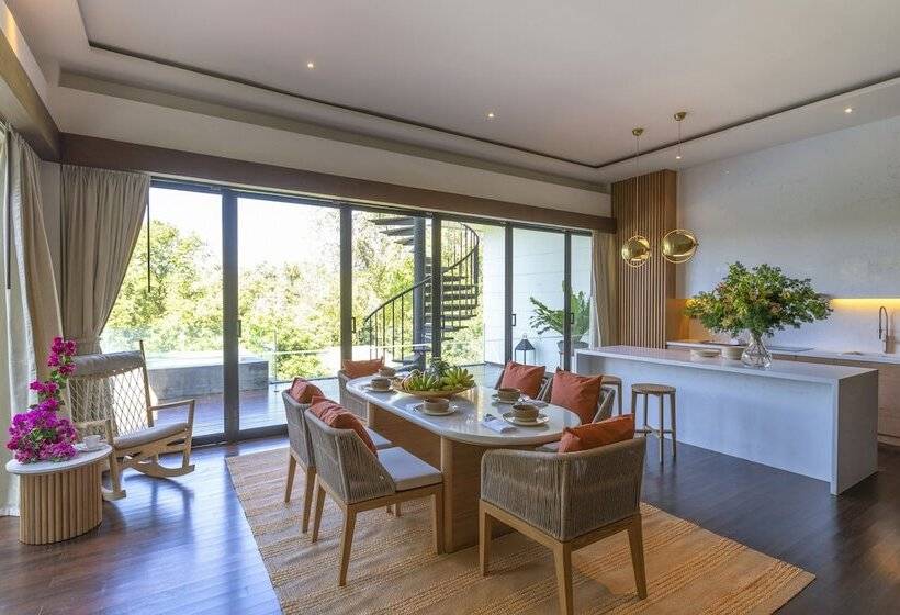 סוויטה, Cape Nidhra