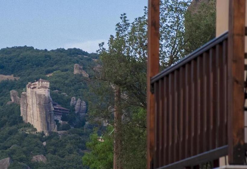 غرفة قياسية مطلة على الجبل, Doupiani House