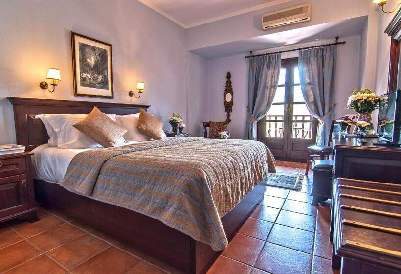 غرفة سوبيريور, Doupiani House