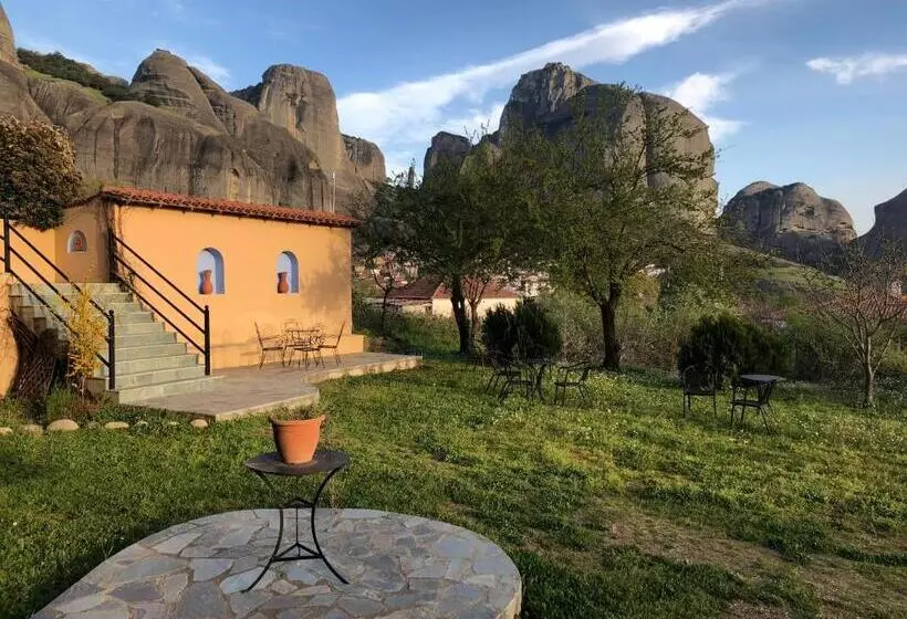 １階のスタンダードルーム, Doupiani House