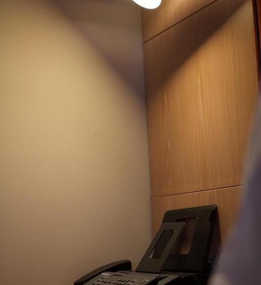 اتاق اجرایی, Elysion