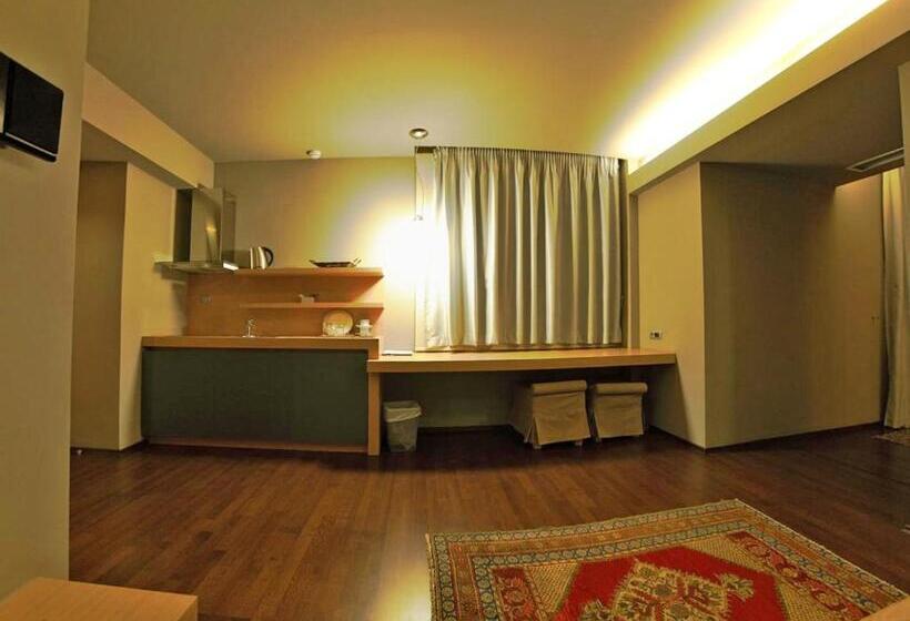 اتاق اجرایی, Elysion