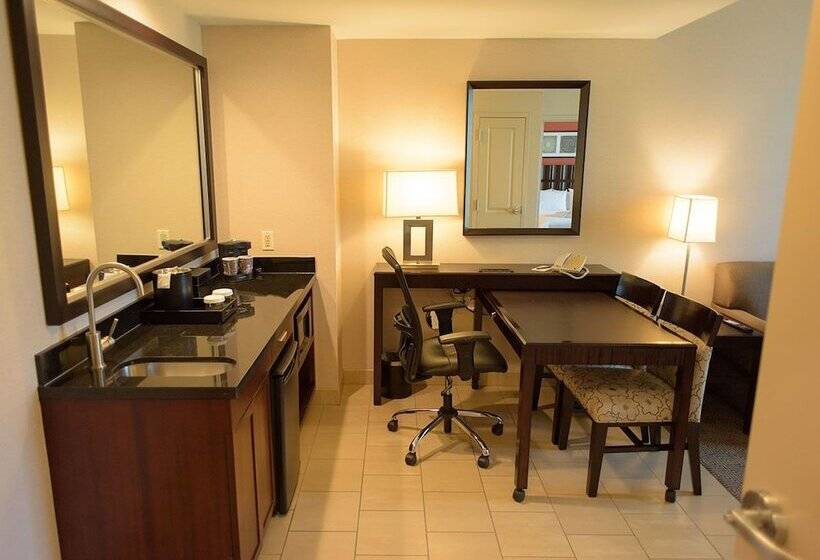 스위트, Embassy Suites Ontario Airport