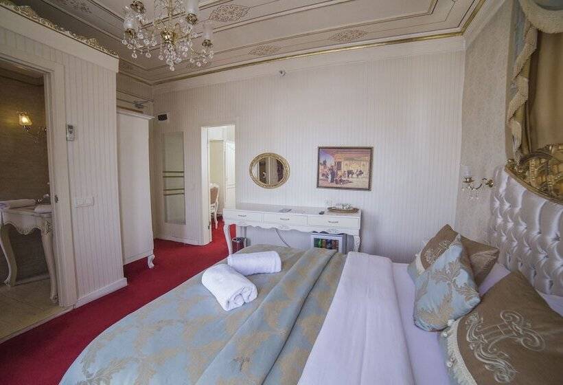 اتاق خانوادگی, Hhk