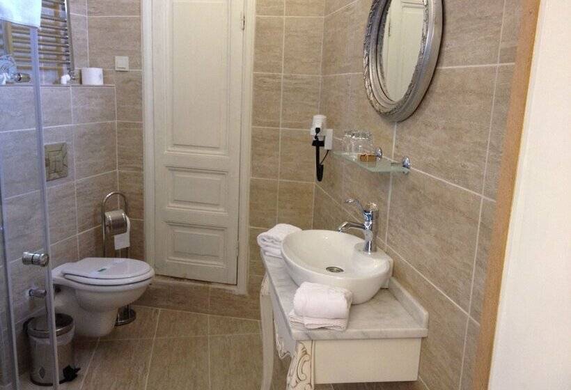 اتاق اکونومی, Hhk