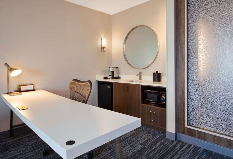 جناح لذوى الاحتياجات الخاصة, Hilton Garden Inn Dayton Beavercreek