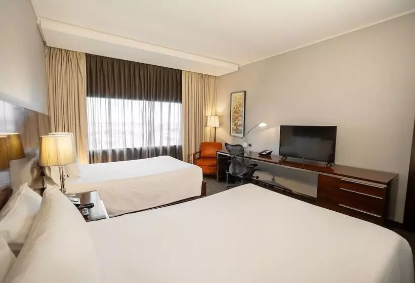 اتاق استاندارد با 2 تخت دوبل, Hilton Garden Inn Santiago Airport