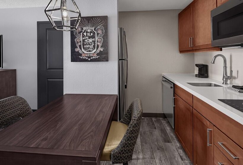 스위트, Homewood Suites By Hilton Orland Park