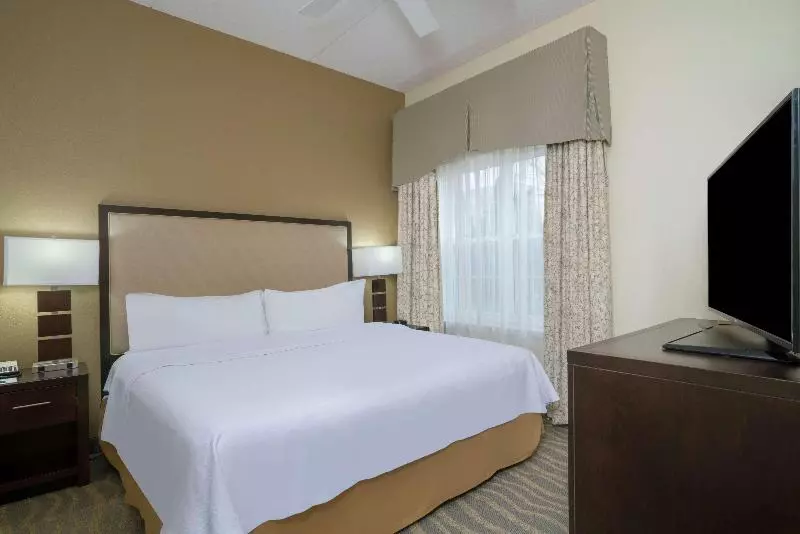 キングサイドベッドのスタンダードワンルーム, Homewood Suites By Hilton Philadelphiavalley Forge