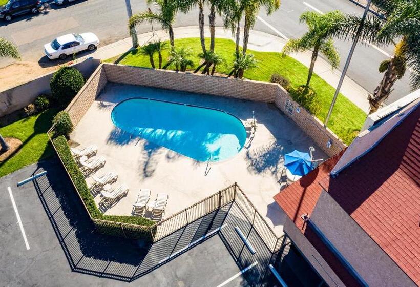 带大床的标准间, Hyland Inn Near Legoland