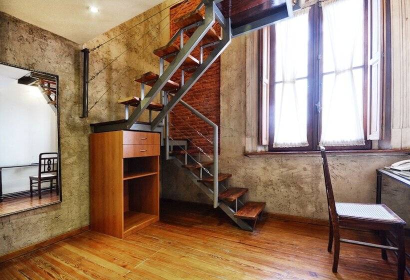 اتاق استاندارد, La Fresque