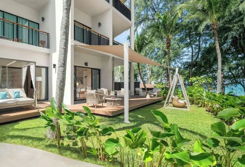 2 Bedrooms Suite Sea View, Le Méridien Phuket Mai Khao Beach Resort