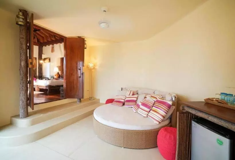 ویلای یک اتاق خوابه با استخر شنا, Nangyuan Island Dive Resort
