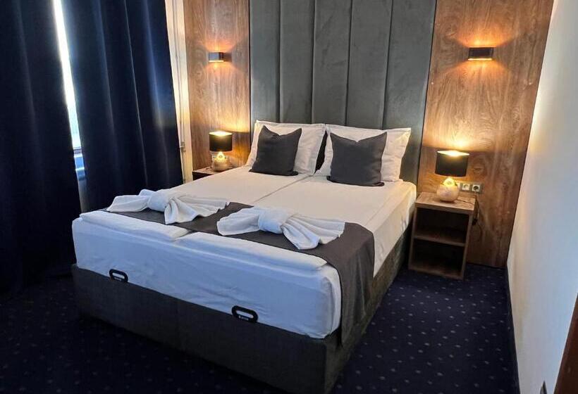 オーシャンビュージュニアスイート, Saint George   Old Nesebar