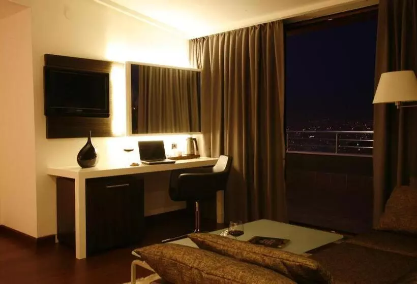اتاق لوکس, Samm Bistro Spa