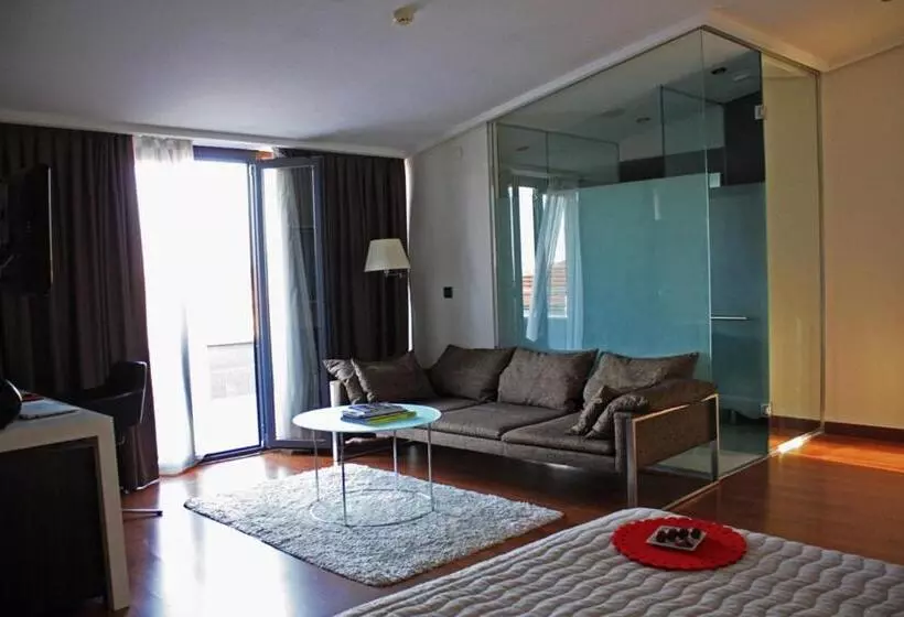 اتاق لوکس, Samm Bistro Spa