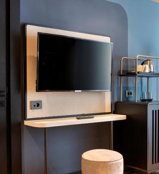 سوییت با چشمانداز دریا, Sherwood Premio