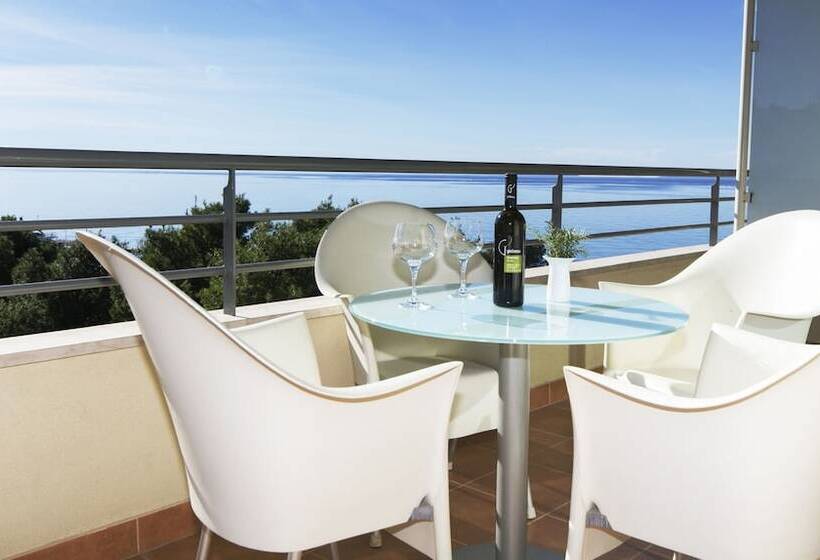 דירה בת חדר שינה 1 עם מרפסת, The Residence Apart