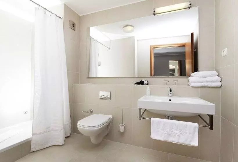 اتاق استاندارد با بالکن, The Residence Apart