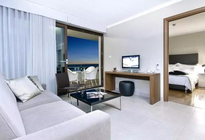 آپارتمان 1 خوابه با بالکن, The Residence Apart