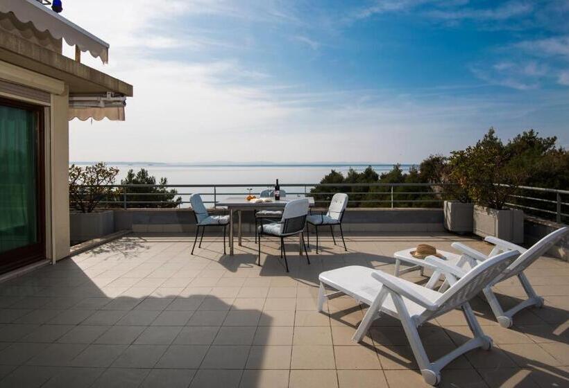 דירת דלוקס 2 חדרי שינה, The Residence Apart