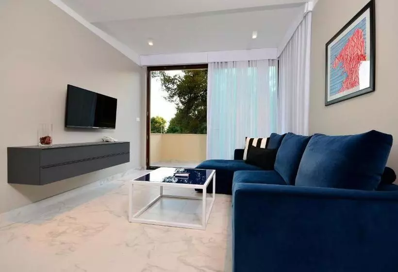 آپارتمان سوپریور 1 خوابه با چشم‌انداز دریا, The Residence Apart