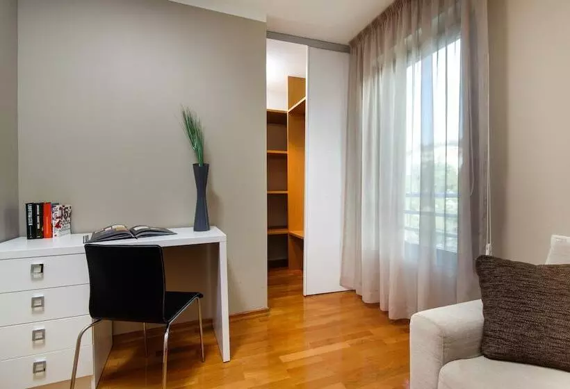 آپارتمان لوکس 2 خوابه, The Residence Apart