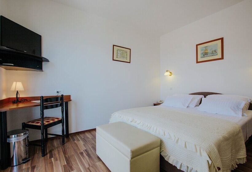 חדר סטנדרט עם מרפסת, Vila Tina