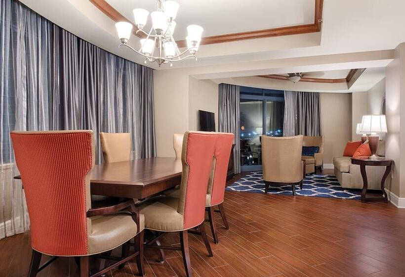 Апартаменты 2 Спальни, Club Wyndham National Harbor