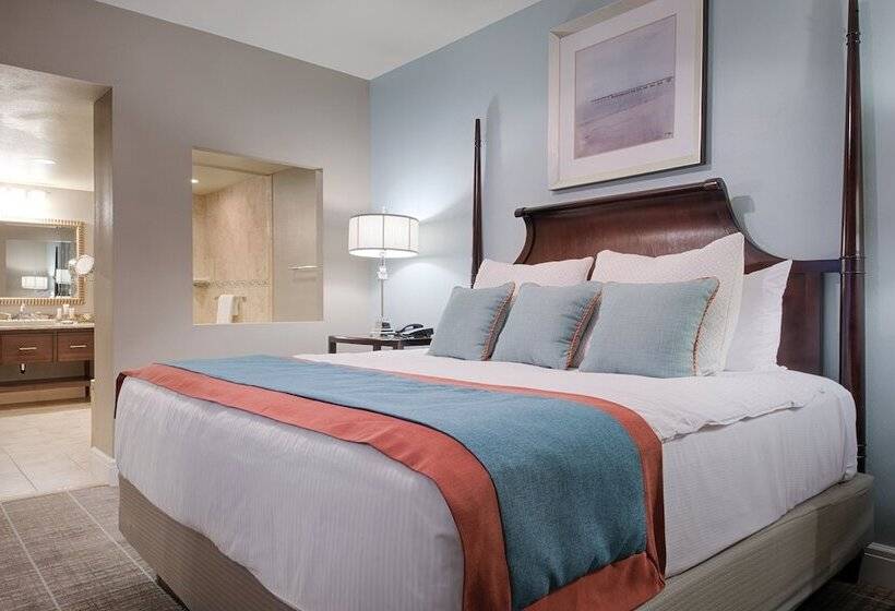 Апартаменты 3 Спальни, Club Wyndham National Harbor
