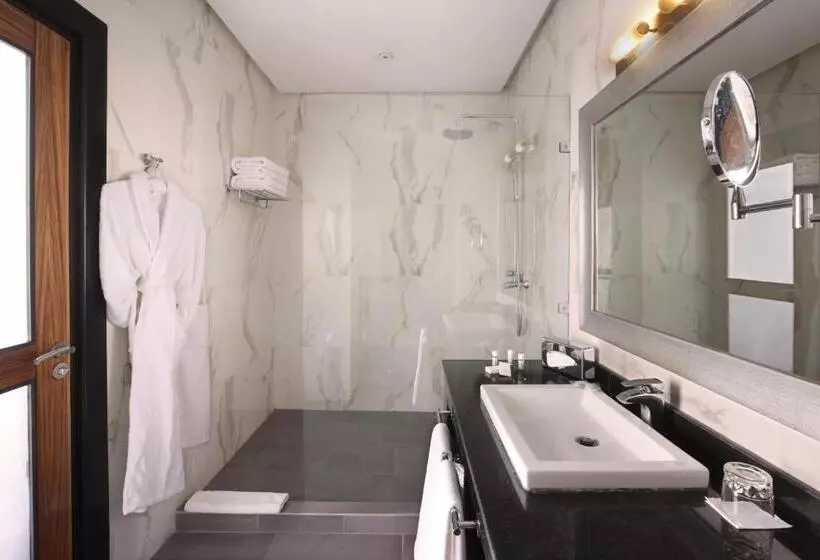 سوییت جونیور, Park Suites Hotel & Spa Luxury Boutique