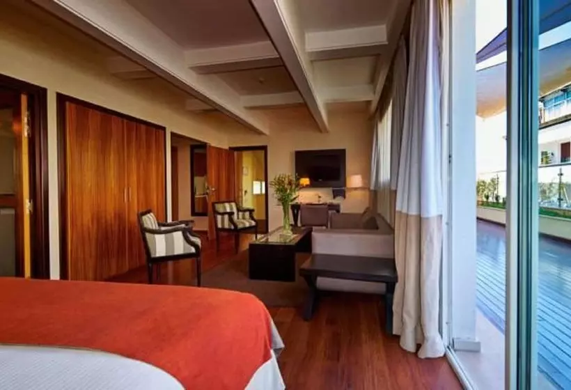 سوییت اجرایی, Park Suites Hotel & Spa Luxury Boutique