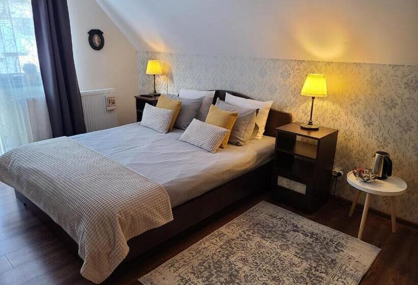 غرفة قياسية, La Maison Des Rêves   Bran