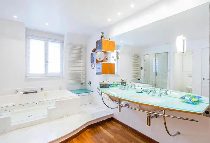 デラックススイート, Villacosy Spa  Strasbourg Villa Dolce