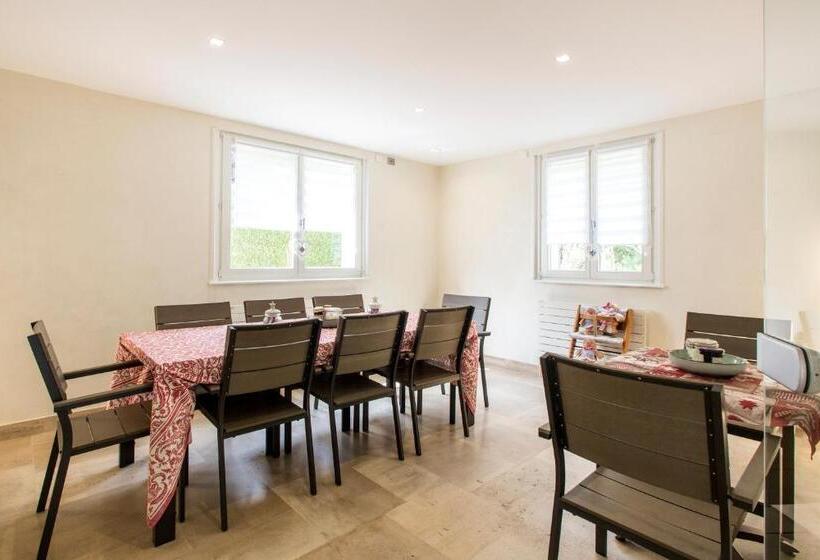 Люкс 2 Спальни, Villacosy Spa  Strasbourg Villa Dolce