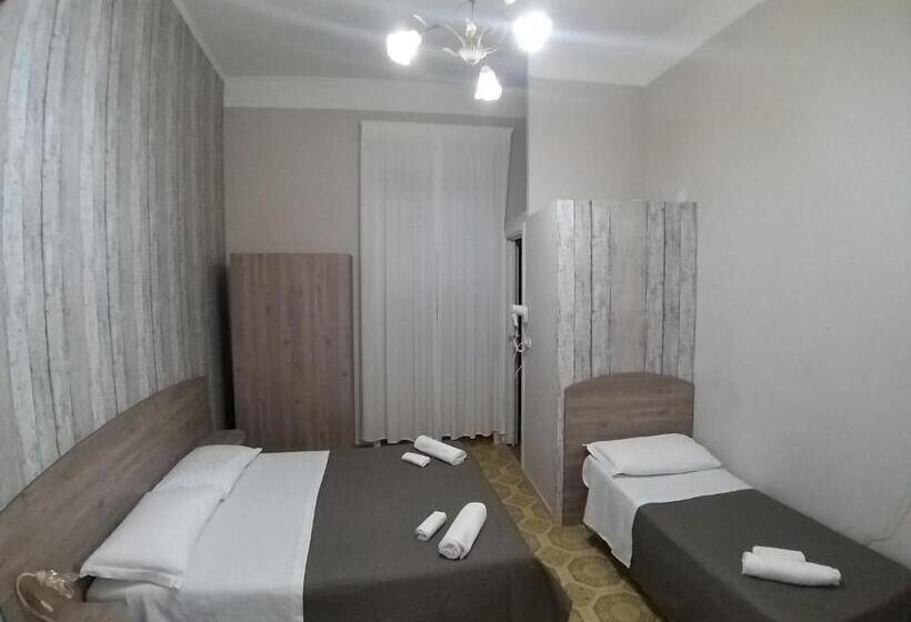 Номер Стандарт Трехместный, B&b O Maestro
