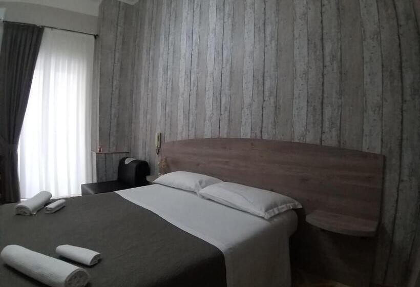 חדר סטנדרט לשלושה, B&b O Maestro