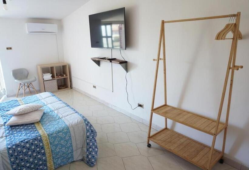 デラックスルーム, Little Sweet Escape