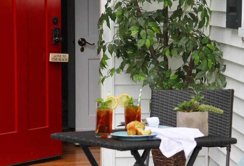 غرفة قياسية سرير كينج, The Homestead